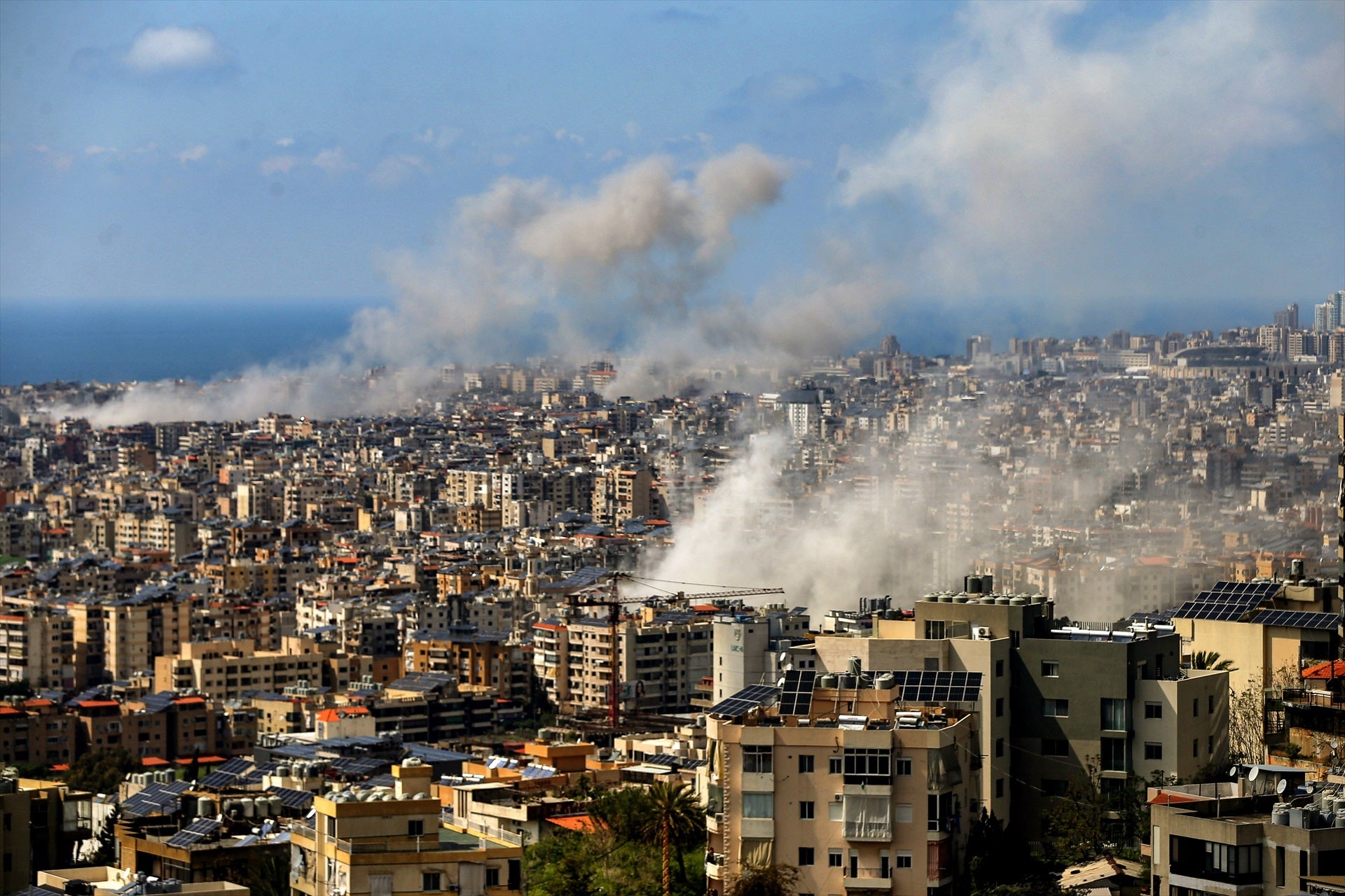 Israel masacra el Líbano: ataques en cementerios, ambulancias y hospitales colapsados Israel masacra el Líbano: ataques en cementerios, ambulancias y hospitales colapsados