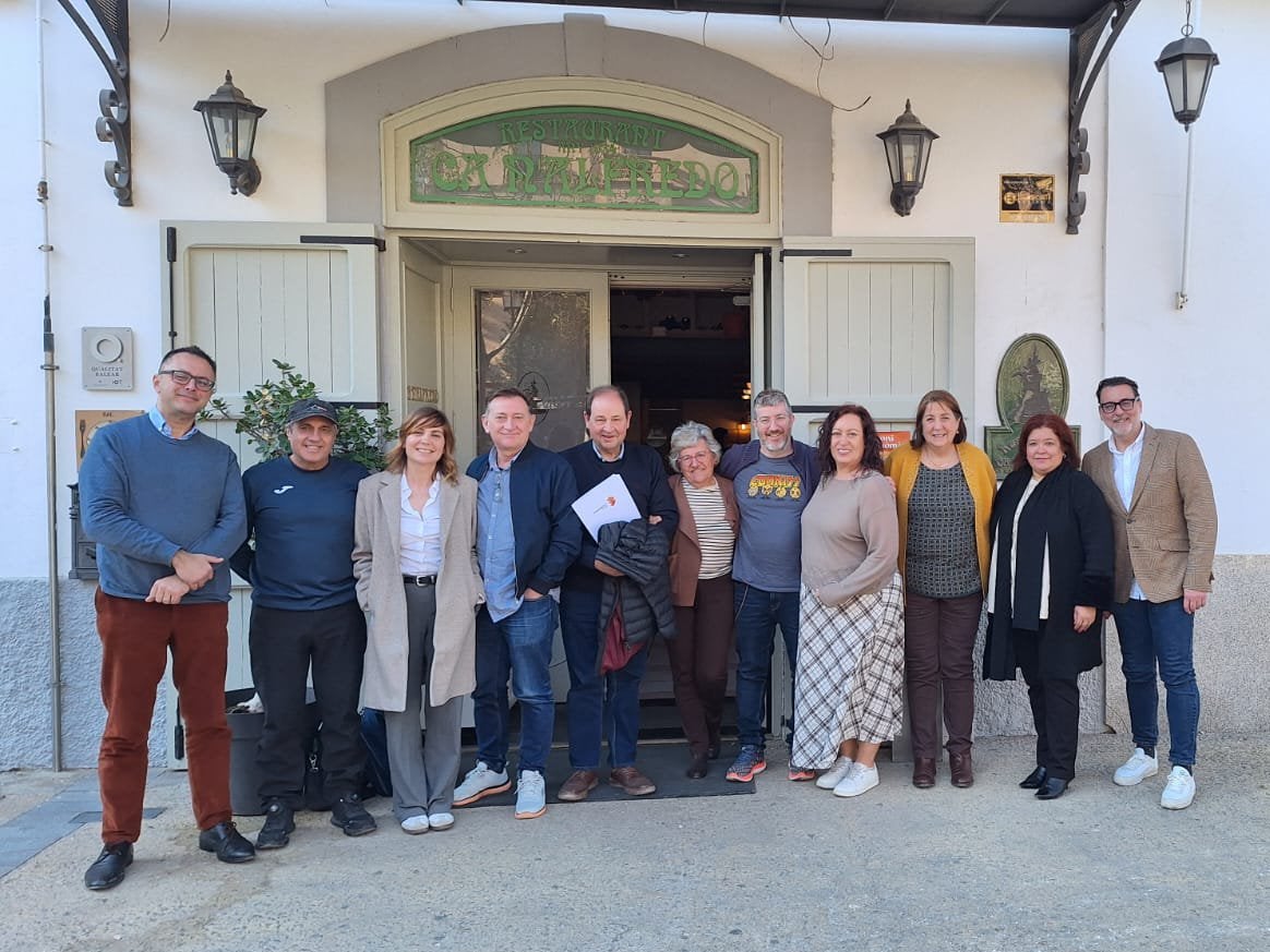 Abel Matutes Juan, Heladería Los Valencianos y Maribel Torres, entre otros, galardonados en los Premios Onda Cero Ibiza y Formentera 2026 Abel Matutes Juan, Heladería Los Valencianos y Maribel Torres, entre otros, galardonados en los Premios Onda Cero Ibiza y Formentera 2026