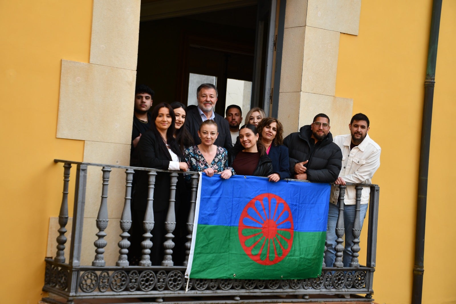 El Ayuntamiento de Cuenca conmemora el Día Internacional del Pueblo Gitano con un acto institucional El Ayuntamiento de Cuenca conmemora el Día Internacional del Pueblo Gitano con un acto institucional