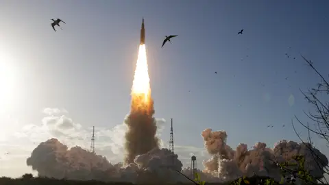 Momento del despegue de Artemis II Momento del despegue de Artemis II