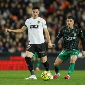 Imagen del encuentro entre Valencia y Elche en Mestalla en la temporada 2025/2026.
