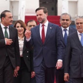 El vicepresidente de EEUU, JD Vance, llega a Pakistán para iniciar las negociaciones con Irán
