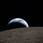 Imagen de la Tierra desde la Luna tomada por la misión Artemis II