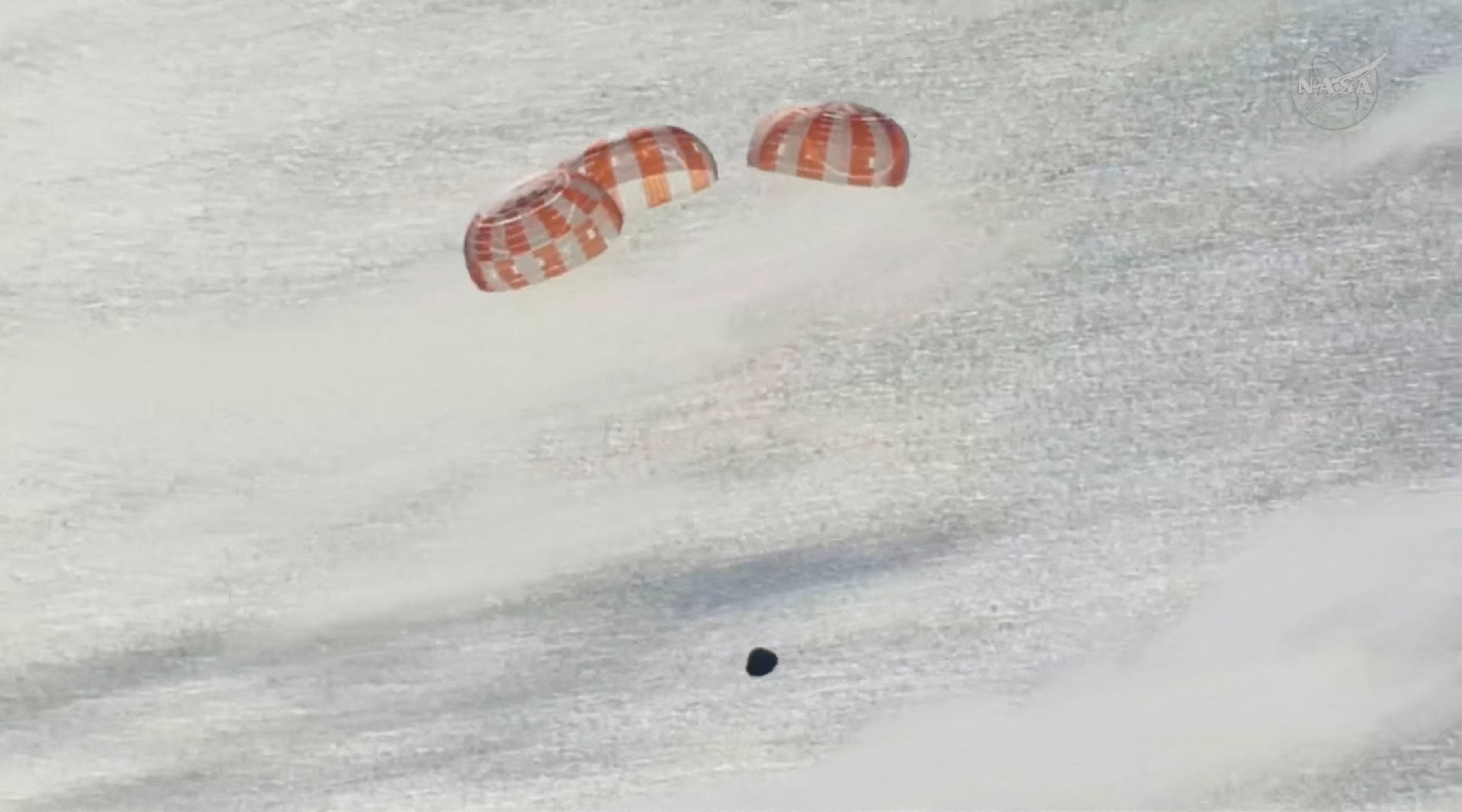 Bulos sobre la misión Artemis II: desde imágenes manipuladas por IA hasta vídeos grabados con un croma Bulos sobre la misión Artemis II: desde imágenes manipuladas por IA hasta vídeos grabados con un croma