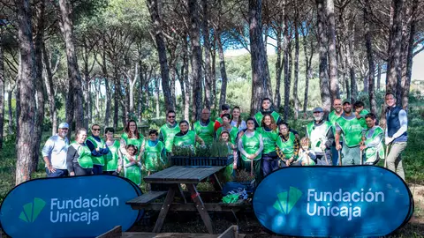 La segunda edición de la campaña ‘Un niñ@, un árbol’ de Fundación Unicaja plantará más de 6.500 árboles La segunda edición de la campaña ‘Un niñ@, un árbol’ de Fundación Unicaja plantará más de 6.500 árboles