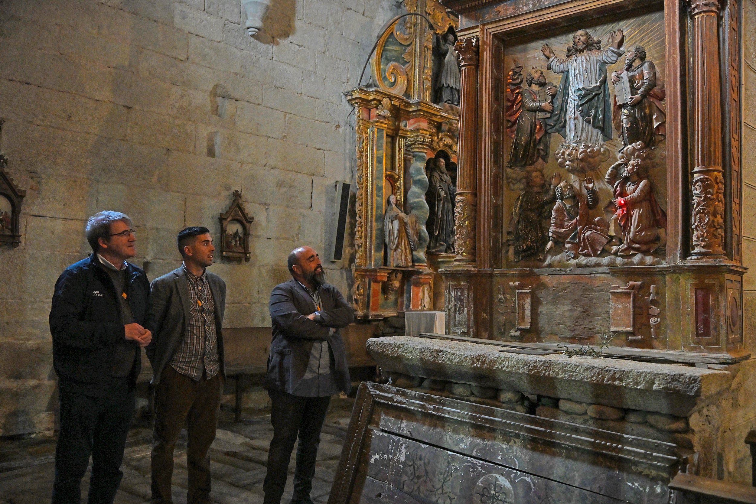 A Xunta recuperará dous retablos no mosteiro de Xunquiera de Espadanedo A Xunta recuperará dous retablos no mosteiro de Xunquiera de Espadanedo