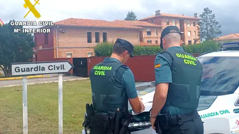 Patrulla de la Guardia Civil de Cabezón de la Sal Patrulla de la Guardia Civil de Cabezón de la Sal