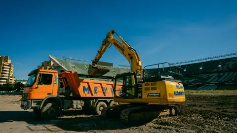 Obras de construcción del nuevo Estadio Benito Villamarín. Obras de construcción del nuevo Estadio Benito Villamarín.