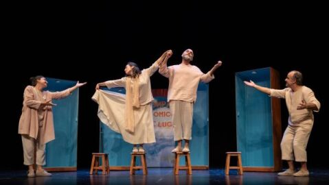 Compa&ntilde;&iacute;a "Ultramarinos de Lucas".