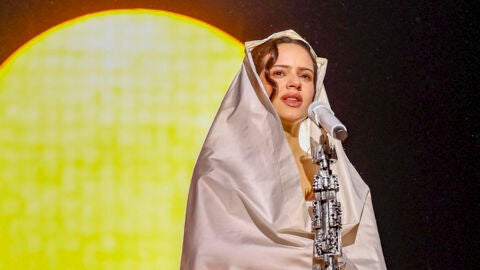 Rosal&iacute;a, en el primer concierto de LUX TOUR en Barcelona