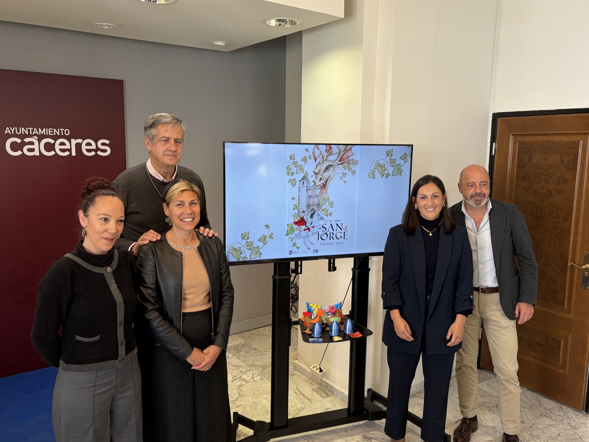 Más de 3.100 personas y 27 dragones participarán en el innovador desfile de San Jorge 2026 en Cáceres Más de 3.100 personas y 27 dragones participarán en el innovador desfile de San Jorge 2026 en Cáceres