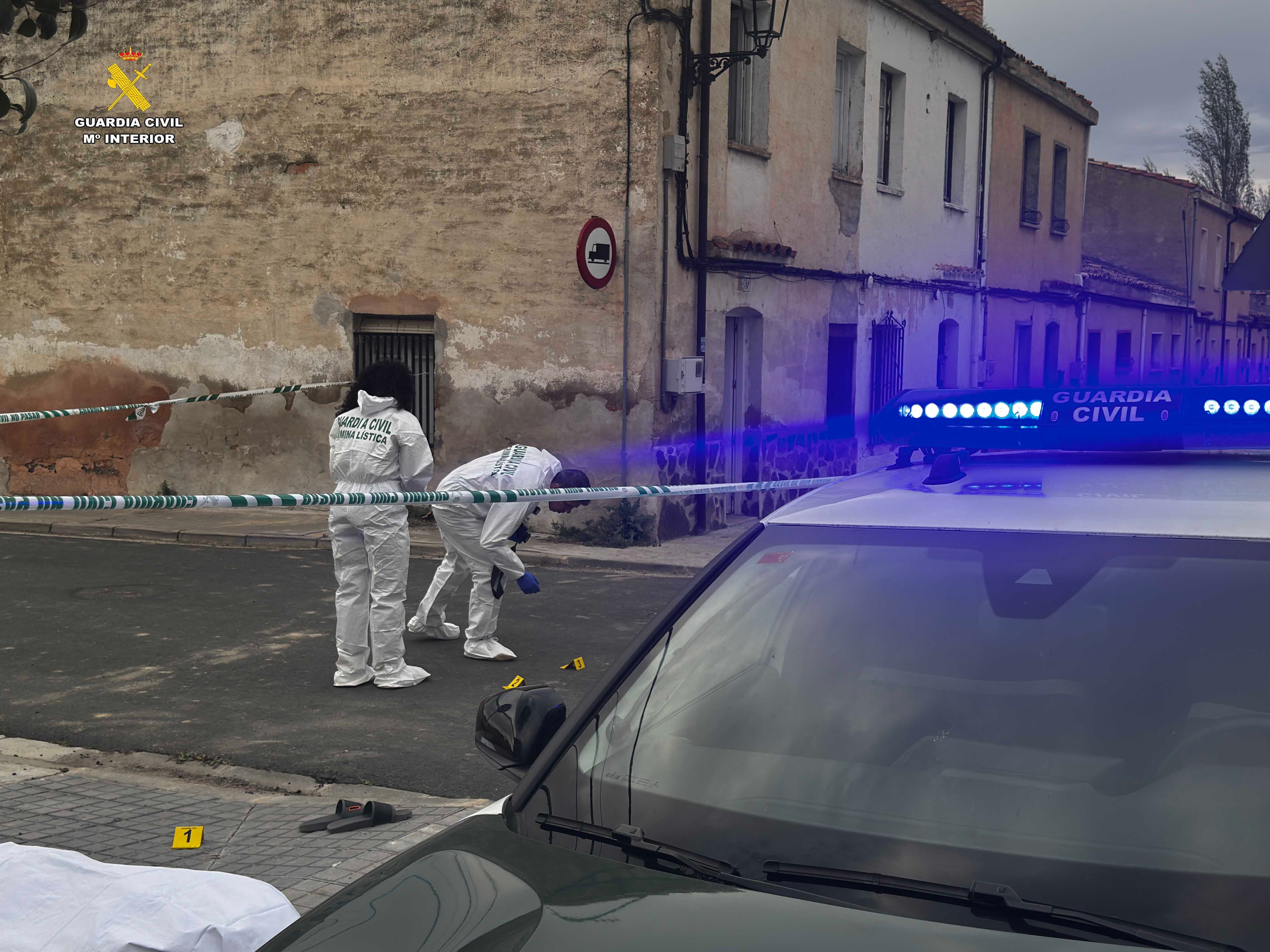 La Guardia Civil afirma que el asesinato de Tirgo se desencadó por motivos económicos entre dos temporeros La Guardia Civil afirma que el asesinato de Tirgo se desencadó por motivos económicos entre dos temporeros