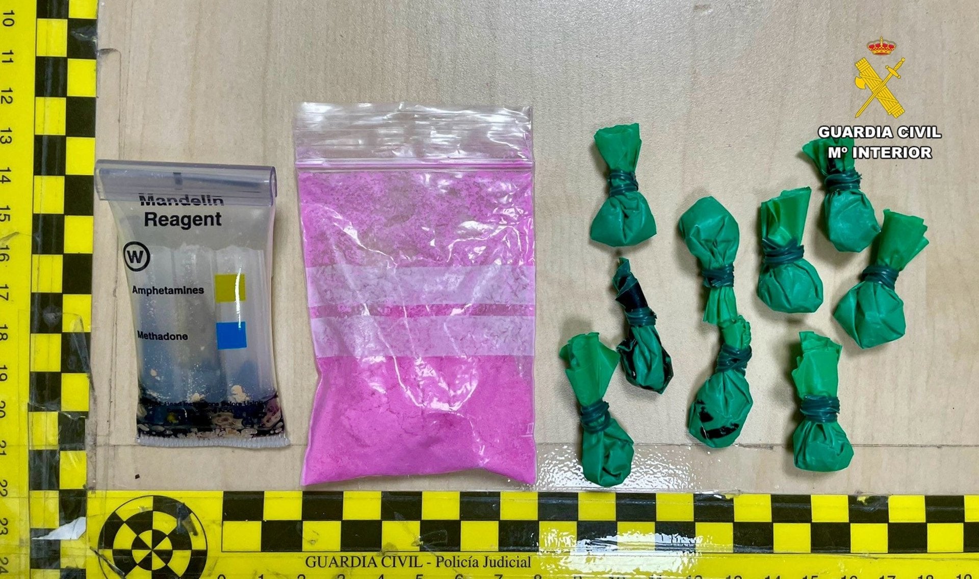 Detenido a la altura de Navalmoral de la Mata un hombre que portaba 300 dosis de 'cocaína rosa' Detenido a la altura de Navalmoral de la Mata un hombre que portaba 300 dosis de 'cocaína rosa'