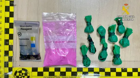 Detenido a la altura de Navalmoral de la Mata un hombre que portaba 300 dosis de 'cocaína rosa' Detenido a la altura de Navalmoral de la Mata un hombre que portaba 300 dosis de 'cocaína rosa'