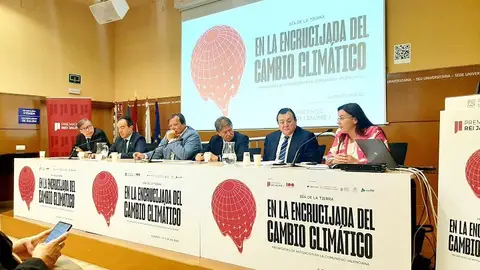 Una de las actividades del Día de la Tierra en Alicante Una de las actividades del Día de la Tierra en Alicante