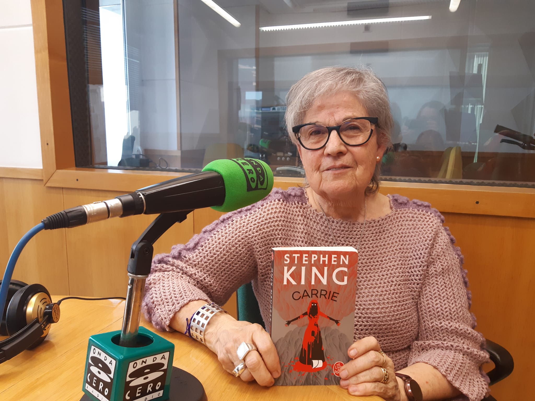 Stephen King i Carrie, el terror que parla de la diferència i la violència social Stephen King i Carrie, el terror que parla de la diferència i la violència social