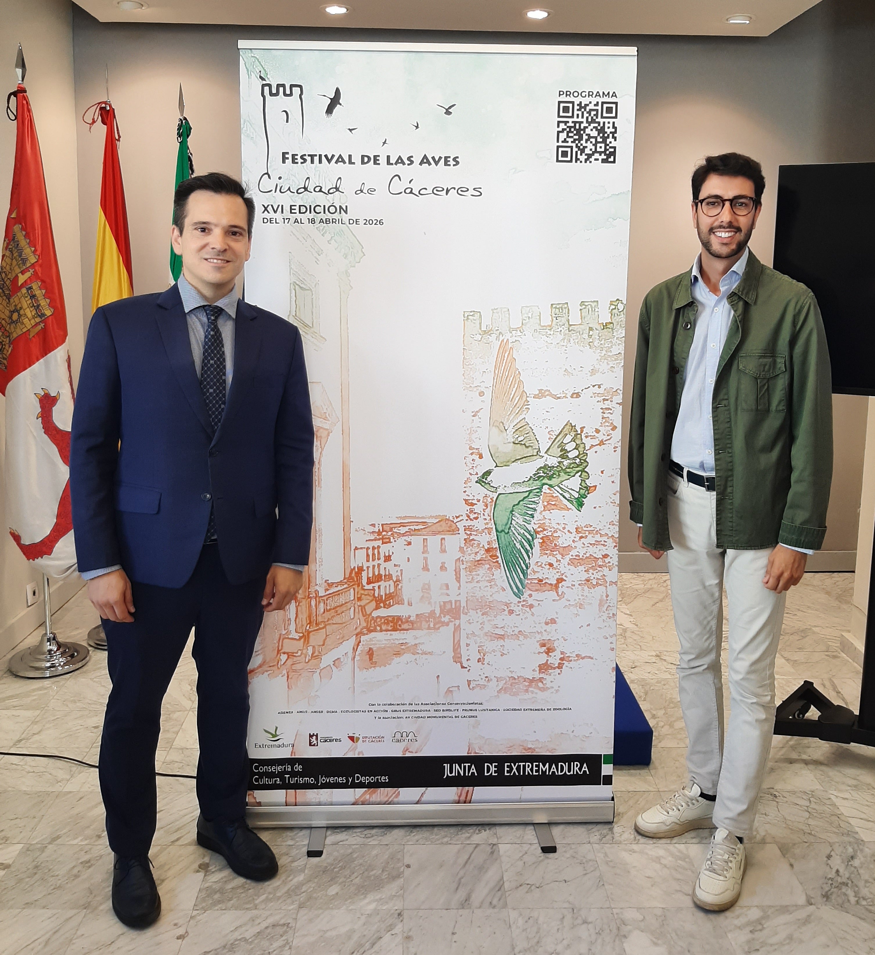 La Junta presenta una nueva edición del Festival de las Aves 'Ciudad de Cáceres', que se celebrará el 17 y 18 de abril La Junta presenta una nueva edición del Festival de las Aves 'Ciudad de Cáceres', que se celebrará el 17 y 18 de abril