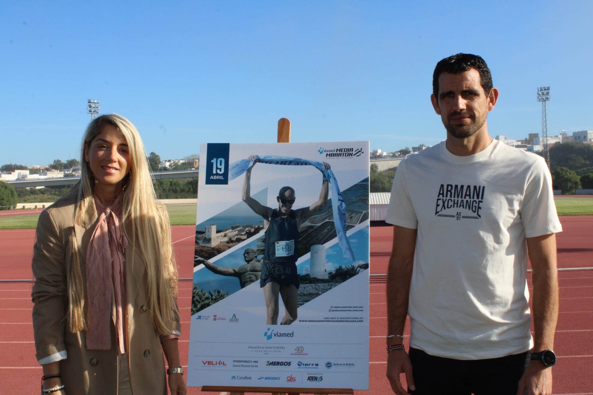 Viamed se suma un año más a la media maratón 'Ciudad de Chiclana' Viamed se suma un año más a la media maratón 'Ciudad de Chiclana'