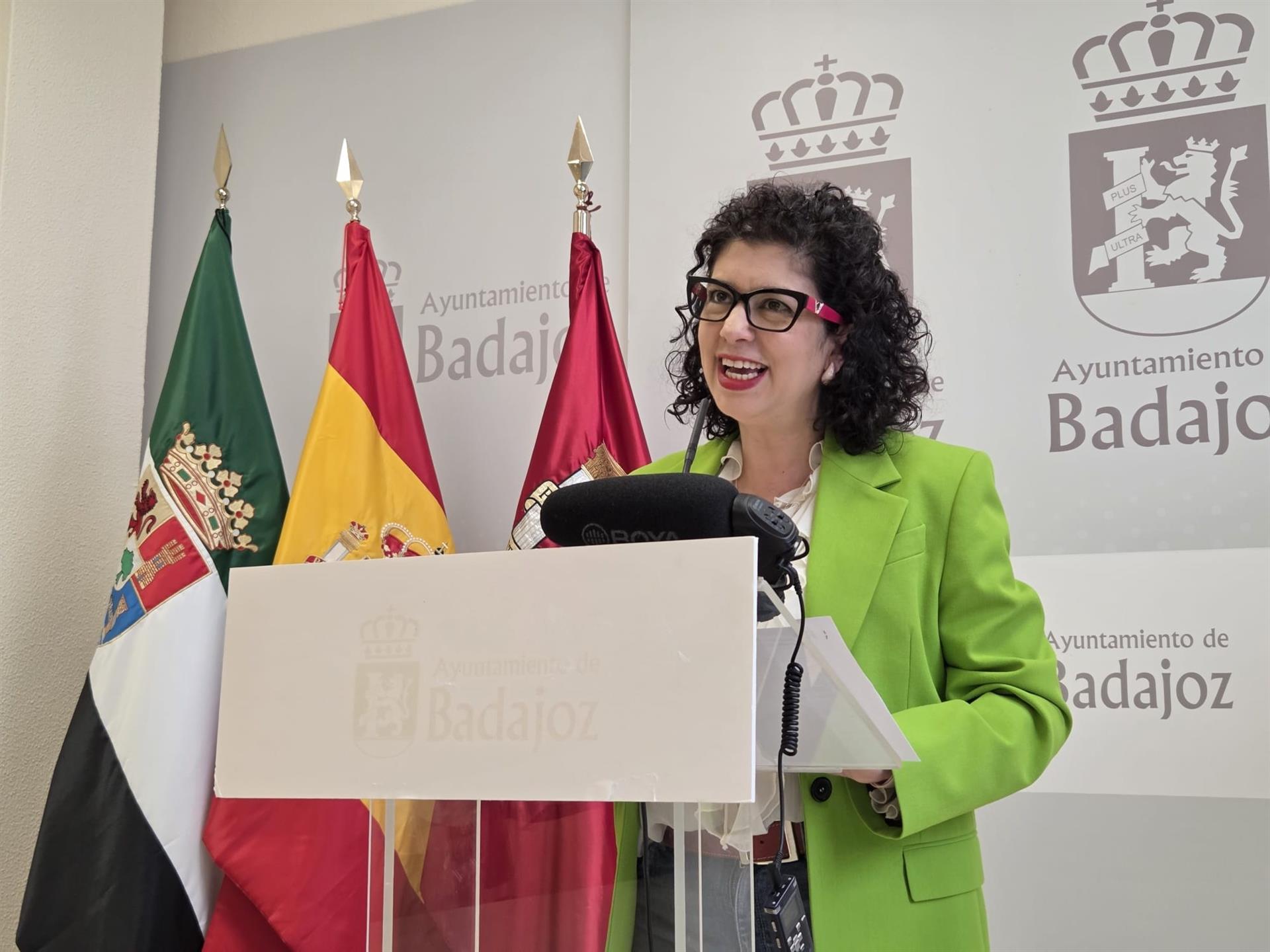 El PSOE de Badajoz reclama al gobierno local que actúe en el mantenimiento de las instalaciones de El Vivero El PSOE de Badajoz reclama al gobierno local que actúe en el mantenimiento de las instalaciones de El Vivero