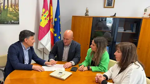 Nuevo Viceconsejero de PAC con UPA CLM Nuevo Viceconsejero de PAC con UPA CLM