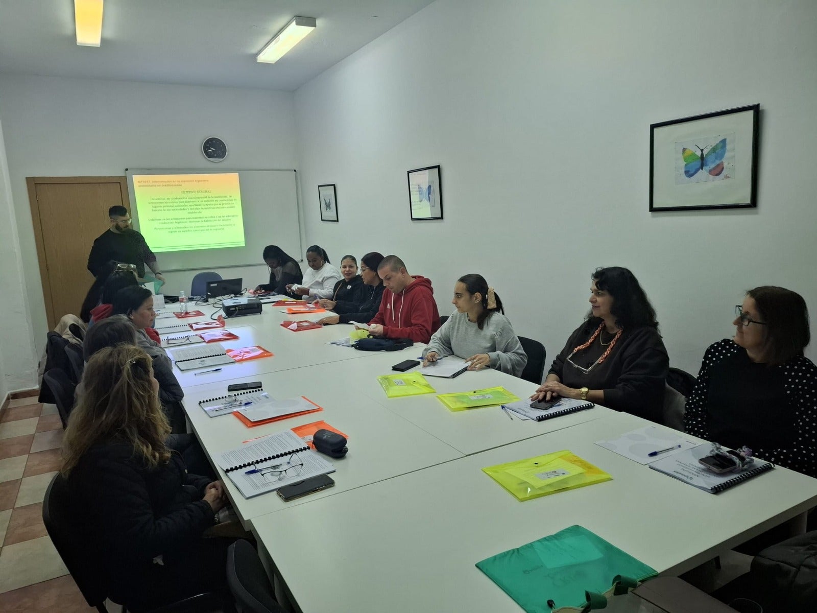 La Junta da luz verde a un nuevo programa Crisol Formas para la inserción laboral de 315 personas en riesgo de exclusión La Junta da luz verde a un nuevo programa Crisol Formas para la inserción laboral de 315 personas en riesgo de exclusión