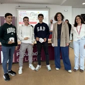 El IES Clara Campoamor de La Solana 2º premio en las II Olimpiadas de Historia de la Facultad de Letras El IES Clara Campoamor de La Solana 2º premio en las II Olimpiadas de Historia de la Facultad de Letras