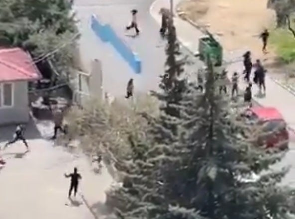 Secuencia del tiroteo en un colegio de Turquía Secuencia del tiroteo en un colegio de Turquía