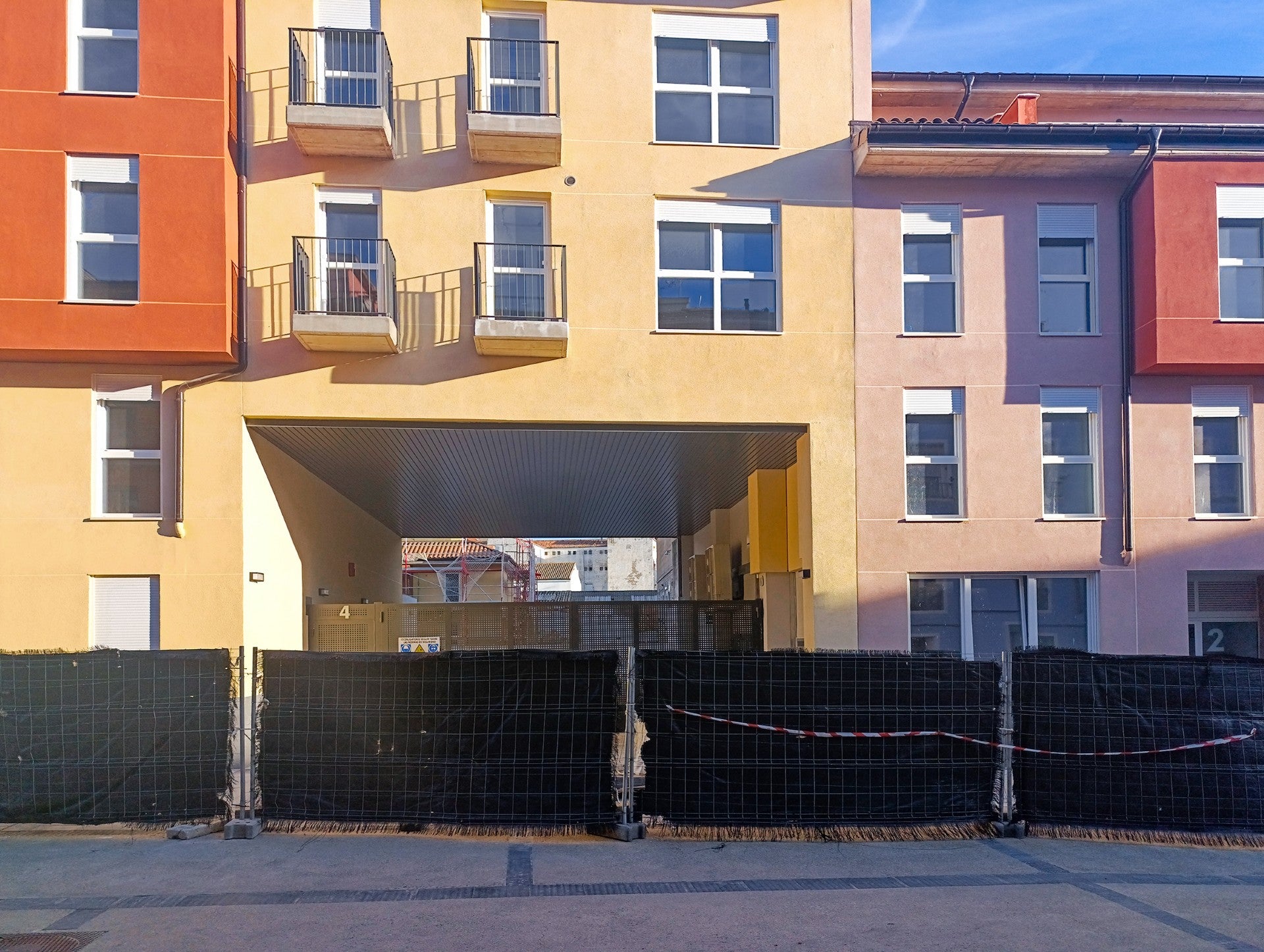 El PSOE denuncia que las viviendas de La Merced en Huesca siguen vacías El PSOE denuncia que las viviendas de La Merced en Huesca siguen vacías