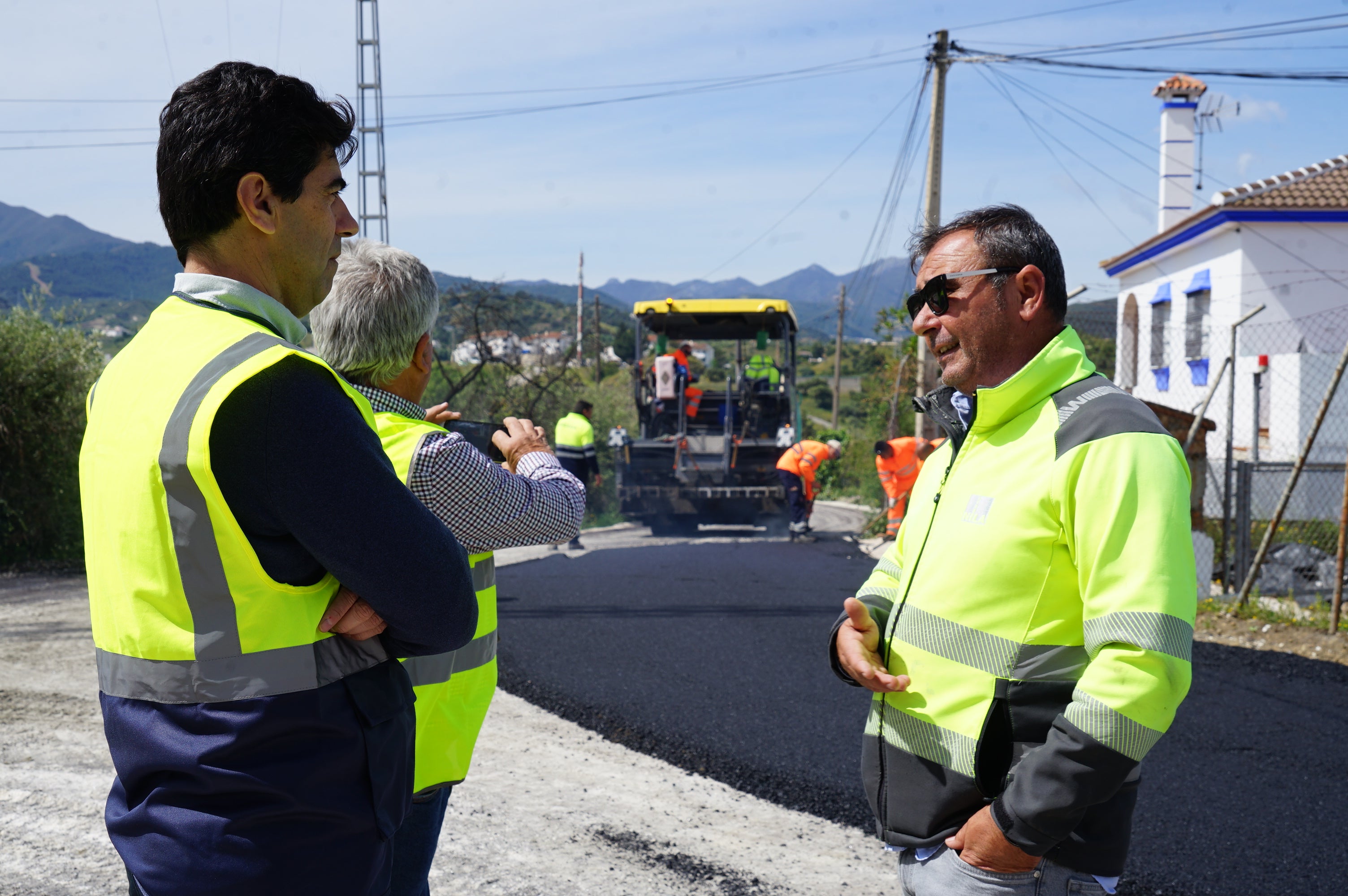 El arreglo del camino del Ejido de Coín encara la fase final de la obra El arreglo del camino del Ejido de Coín encara la fase final de la obra