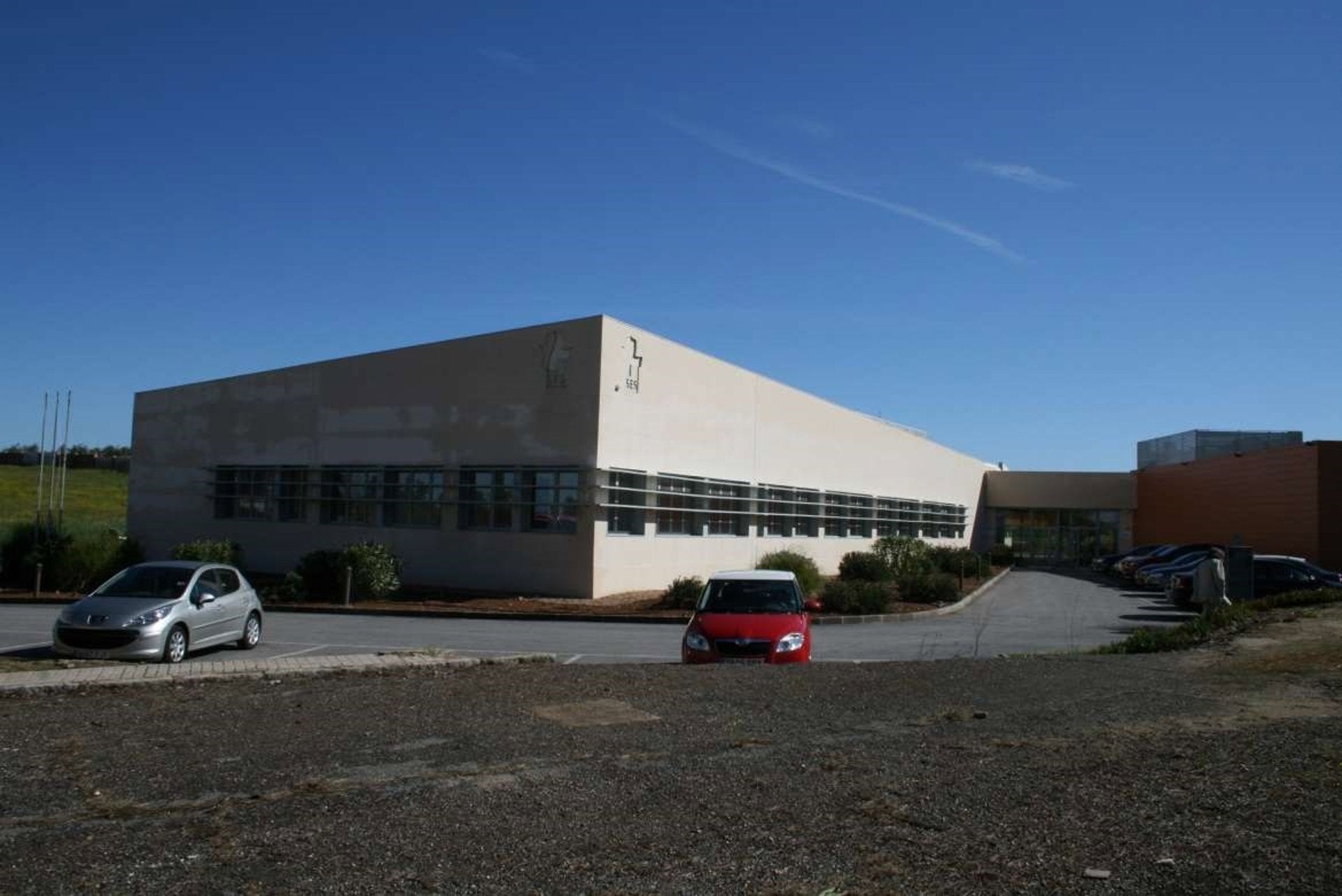 El SES firma el nuevo contrato de transporte del Banco de Sangre de Extremadura por 5,15 millones para tres años El SES firma el nuevo contrato de transporte del Banco de Sangre de Extremadura por 5,15 millones para tres años