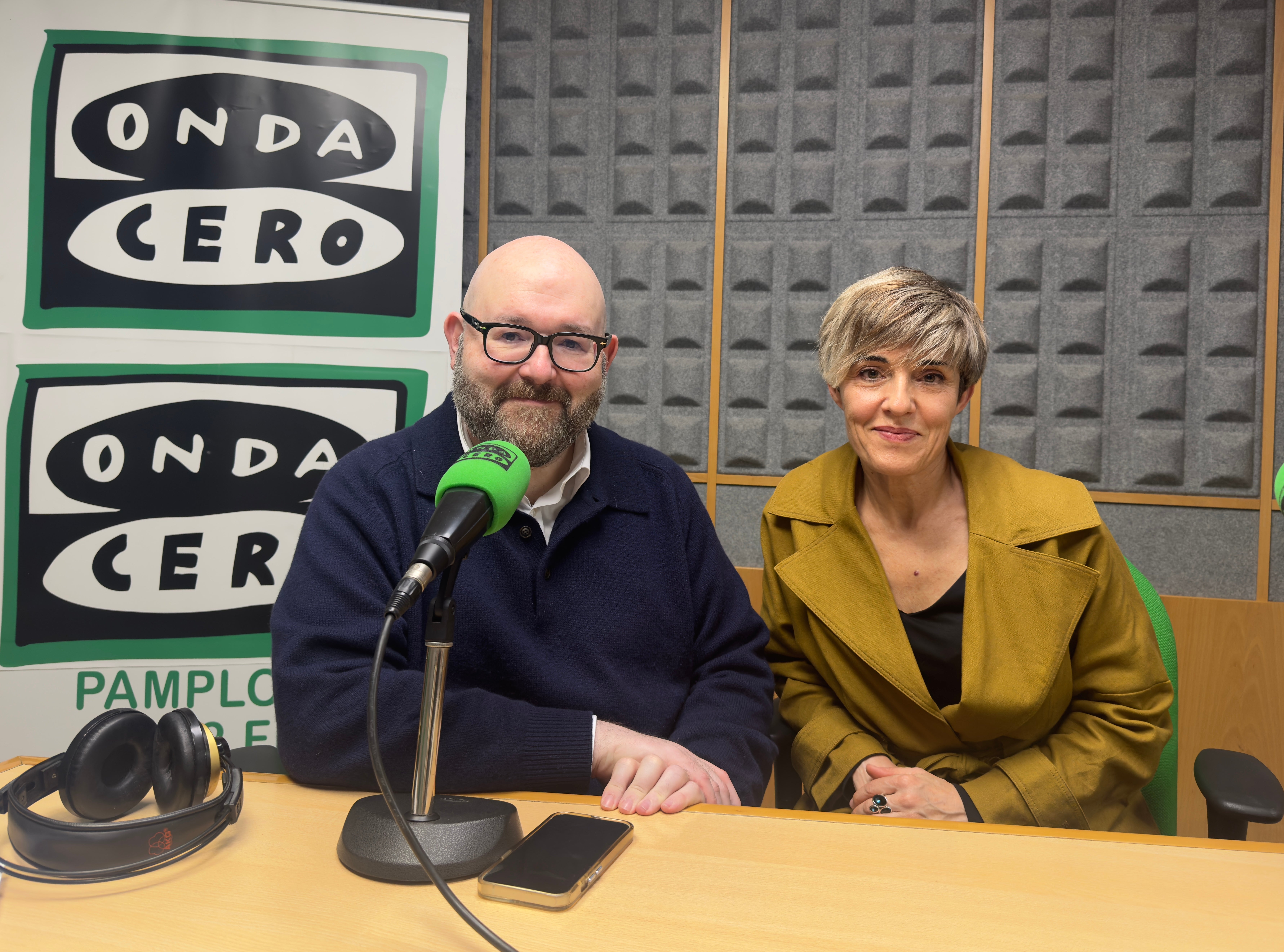 Andrés Herrera-Feligreras y Miren Ausín Andrés Herrera-Feligreras y Miren Ausín