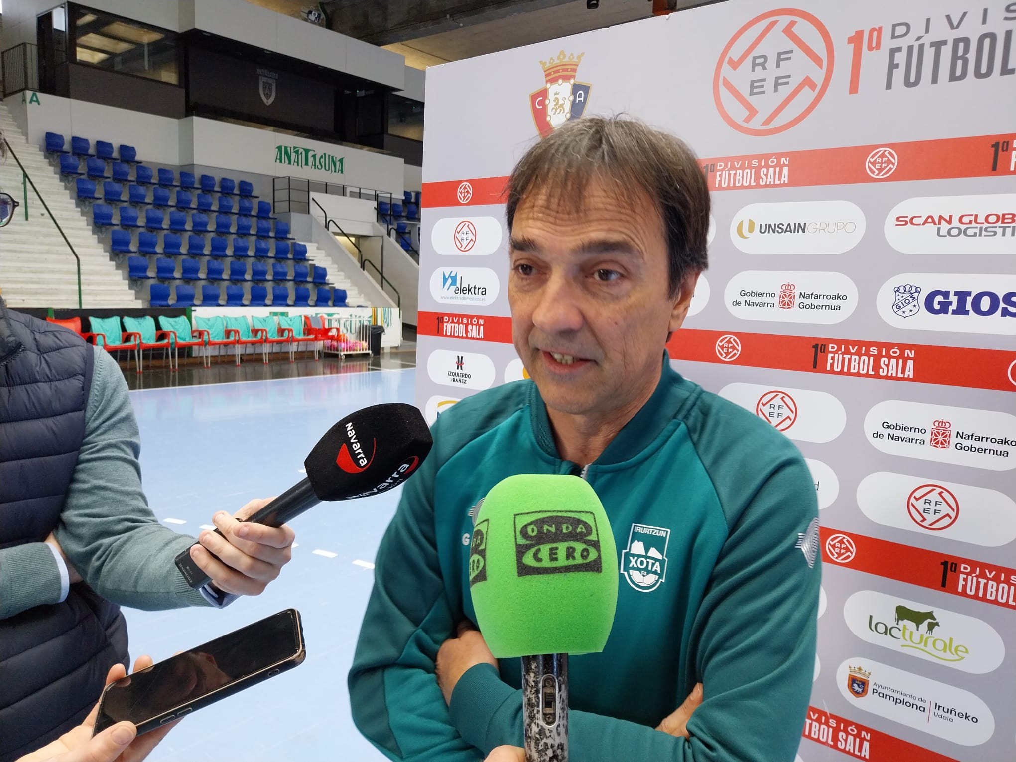 Imanol Arregui: "si te instalas en la idea de que no vamos a ganar, vamos a bajar. Y el Xota nunca ha pensado así" Imanol Arregui: "si te instalas en la idea de que no vamos a ganar, vamos a bajar. Y el Xota nunca ha pensado así"