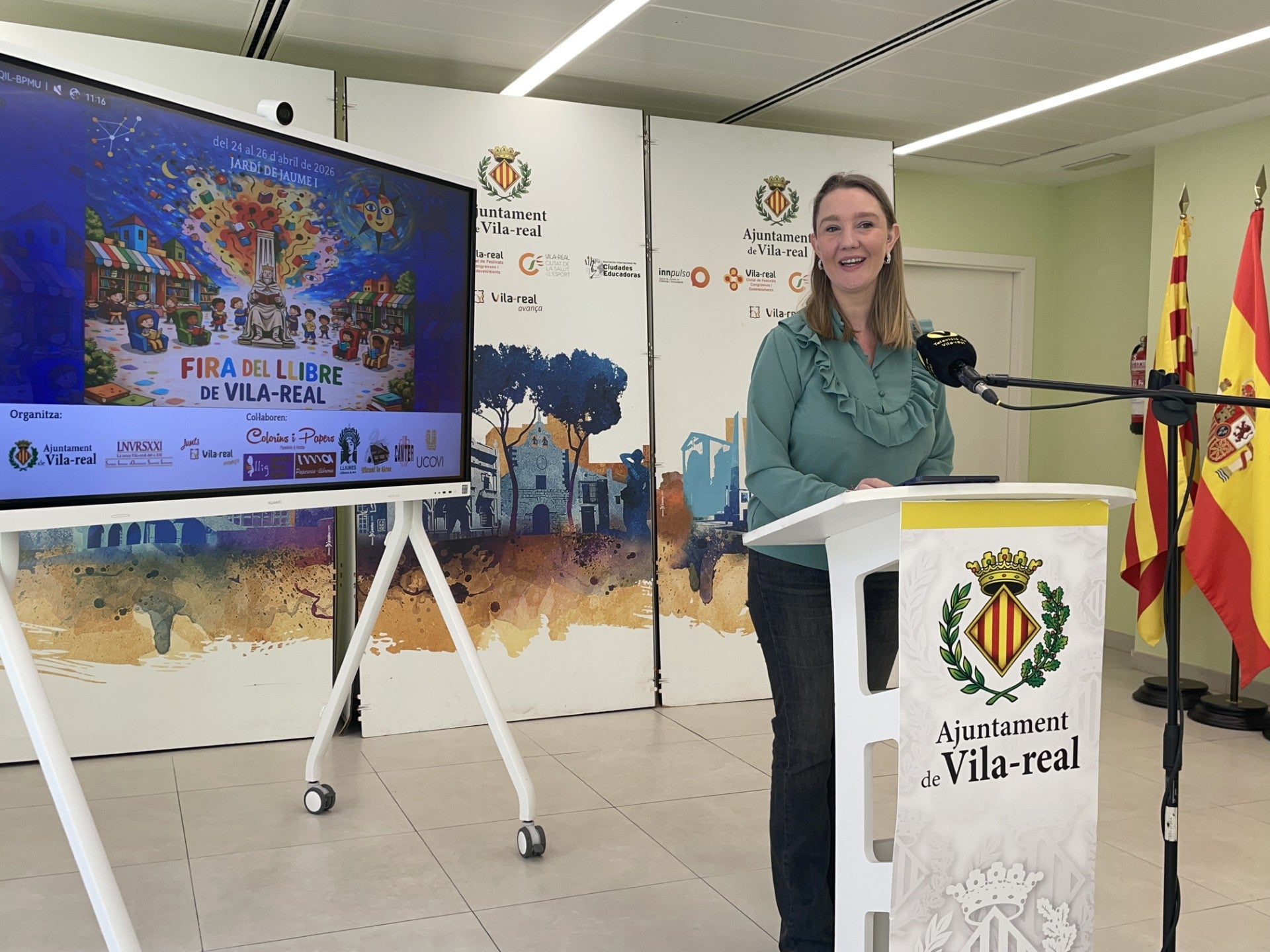 La concejala de Cultura, María Fajardo, ha presentado la programación de la Feria del Libro. La concejala de Cultura, María Fajardo, ha presentado la programación de la Feria del Libro.