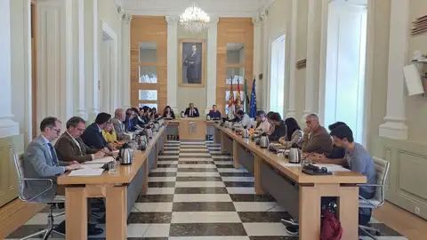 Cáceres reforzará la limpieza y seguridad y extiende la instalación de Puntos Violetas a todos los eventos masivos Cáceres reforzará la limpieza y seguridad y extiende la instalación de Puntos Violetas a todos los eventos masivos