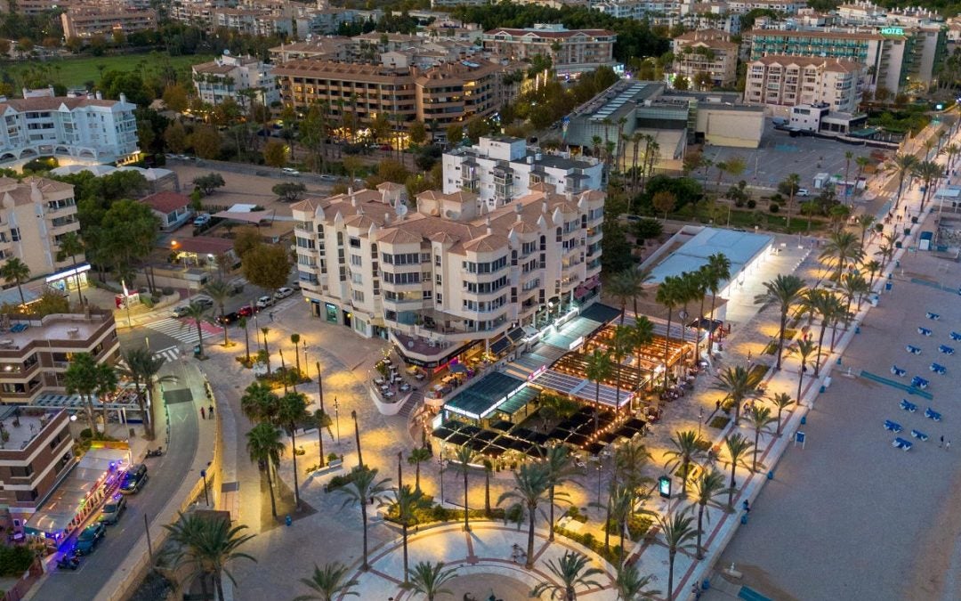 L’Alfàs informa de las nuevas ayudas destinadas a posicionar a las empresas del sector turístico L’Alfàs informa de las nuevas ayudas destinadas a posicionar a las empresas del sector turístico