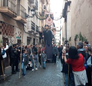 La calle MIguel Soler esta ma&ntilde;ana al comienzo de la Romer&iacute;a