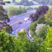 Cámara de tráfico en la que se muestra el lugar en el que está cortada la autovía A8 en Solares