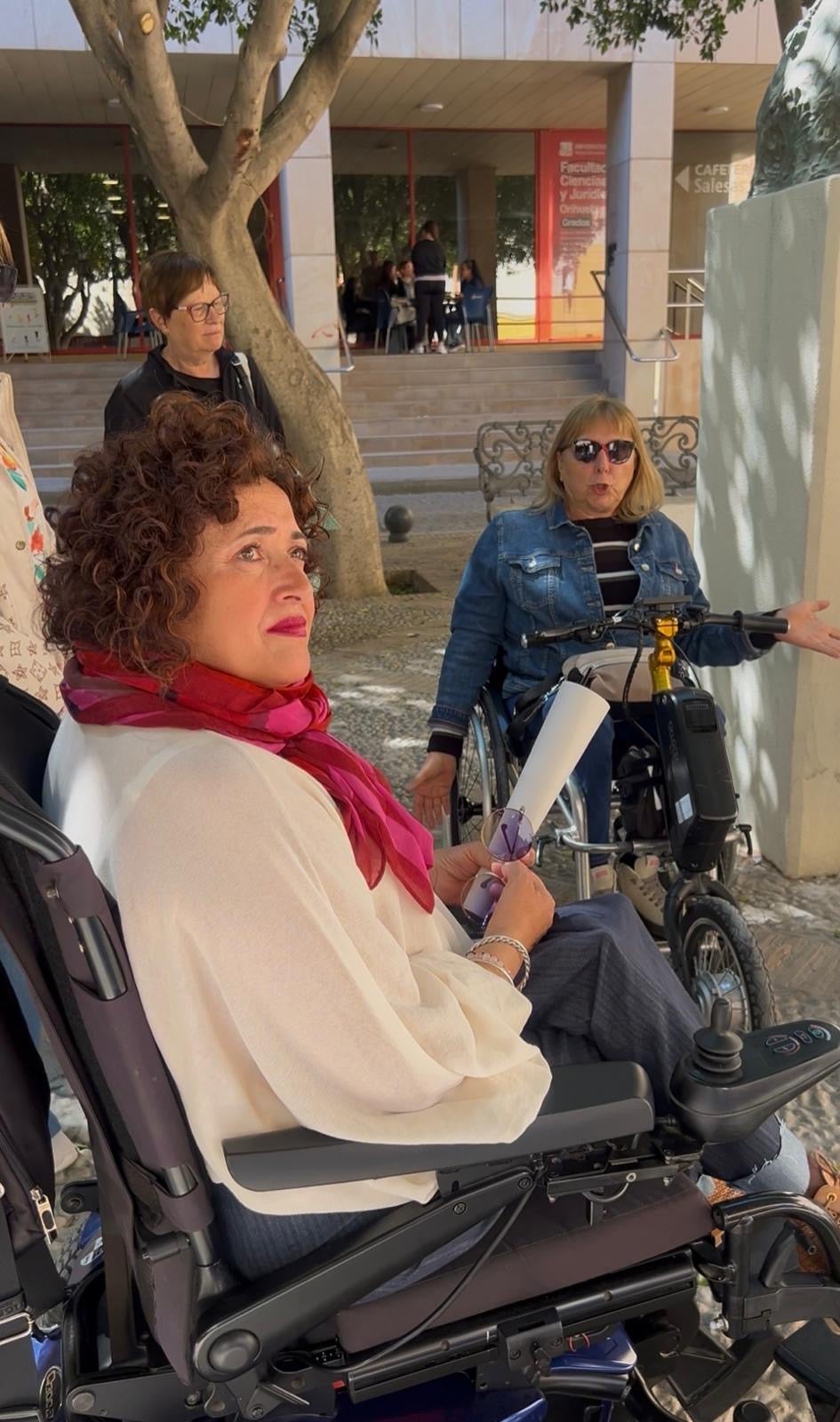 Orihuela Sin Barreras denuncia graves carencias municipales en materia de accesibilidad Orihuela Sin Barreras denuncia graves carencias municipales en materia de accesibilidad