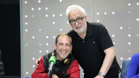 El Langui junto a Leo Harlem