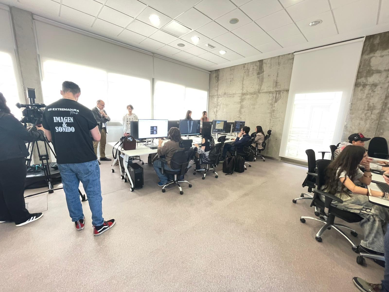 Trece proyectos empresariales se desarrollan en la segunda convocatoria de la Incubadora de Realidades Inmersivas de Almendralejo Trece proyectos empresariales se desarrollan en la segunda convocatoria de la Incubadora de Realidades Inmersivas de Almendralejo