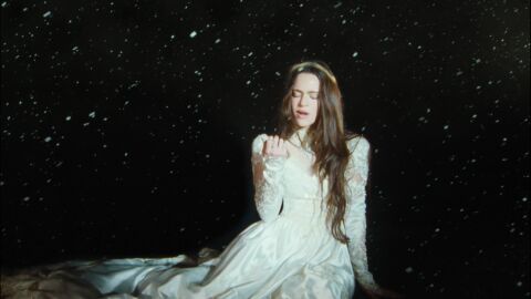 Rosal&iacute;a en videoclip de 'Focu' Ranni'