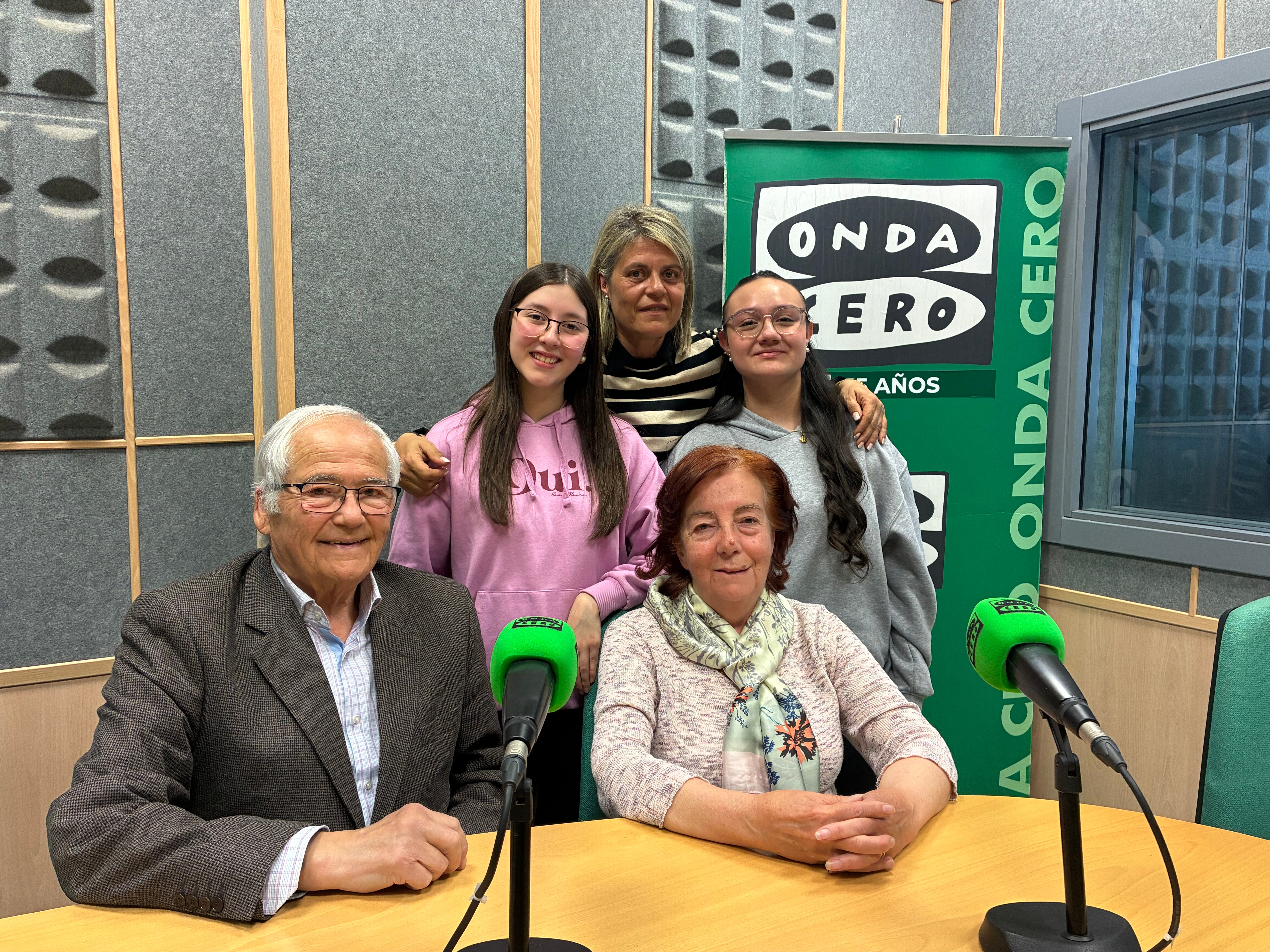 Fundación Leticia Castillejo y alumnado IES Fernando Zóbel Fundación Leticia Castillejo y alumnado IES Fernando Zóbel