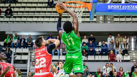 Imagen del partido entre Amics y Benicarló en el Ciutat Imagen del partido entre Amics y Benicarló en el Ciutat