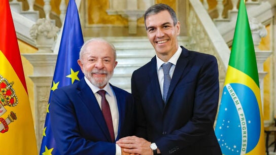 El presidente de Brasil, Lula da Silva, y el presidente del Gobierno, Pedro S&aacute;nchez