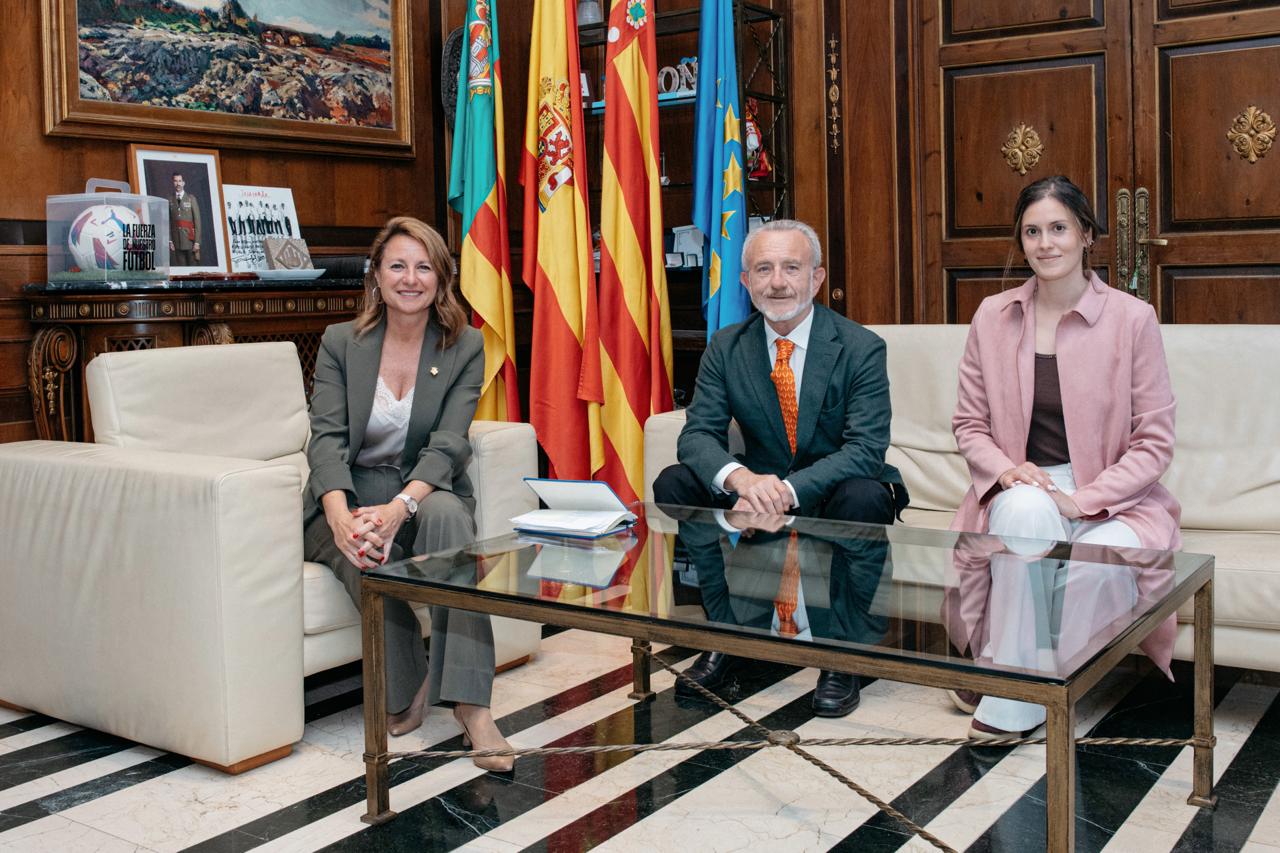 Castellón acogerá el 27 de abril la Gala de los Premios de la Gastronomía de la Comunitat Valenciana Castellón acogerá el 27 de abril la Gala de los Premios de la Gastronomía de la Comunitat Valenciana