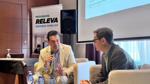 La empresa familiar analiza en Navalmoral de la Mata cómo afrontar con éxito el relevo generacional La empresa familiar analiza en Navalmoral de la Mata cómo afrontar con éxito el relevo generacional
