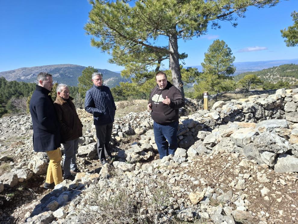 Visita a la Ruta de los Búnkeres en Camarena de la Sierra Visita a la Ruta de los Búnkeres en Camarena de la Sierra