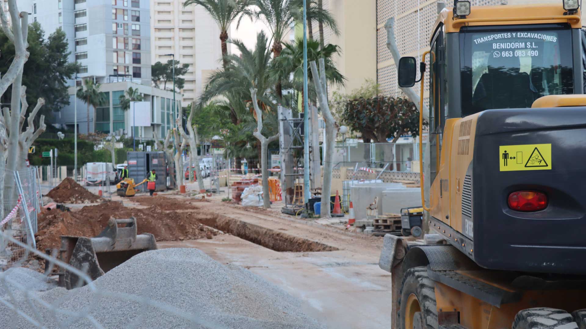 Benidorm impulsa la ejecución de las obras de la calle Montecarlo para finalizarlas antes de acabar el año Benidorm impulsa la ejecución de las obras de la calle Montecarlo para finalizarlas antes de acabar el año