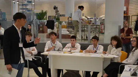 Celebración en Elche de la IV Aula de Debate. Celebración en Elche de la IV Aula de Debate.