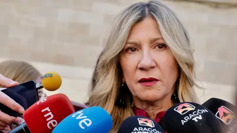 Vaquero durante su atención a los medios en Huesca Vaquero durante su atención a los medios en Huesca